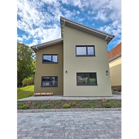 Holiday With 1 Bedroom بوتيل