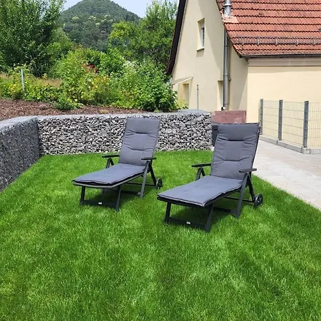 بوتيل Holiday With 1 Bedroom *