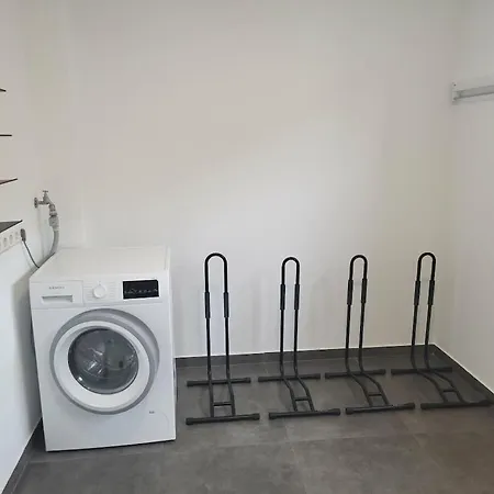 Holiday With 1 Bedroom بوتيل
